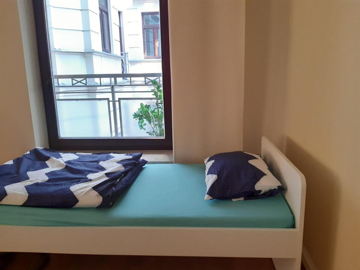 Wspolna 50 Centrum Warsaw Ngoại thất bức ảnh